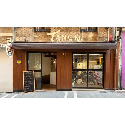 Abre una cafetería en un local de Pamplona que ha cambiado tres veces en poco más de un año