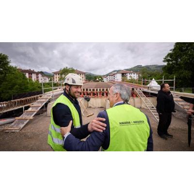 El nuevo puente que cambiará el tráfico en un conocido pueblo de Navarra ya está casi a mitad de obra