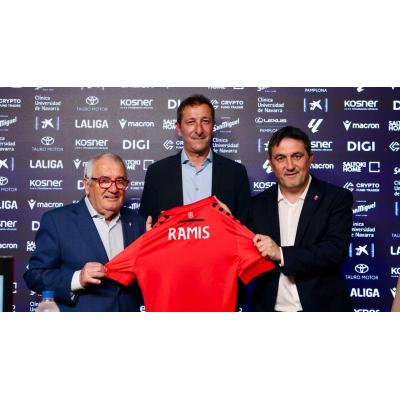 Ramis ya ejerce como entrenador de Osasuna y le lanza un 'dardo' a Lisci en su presentación
